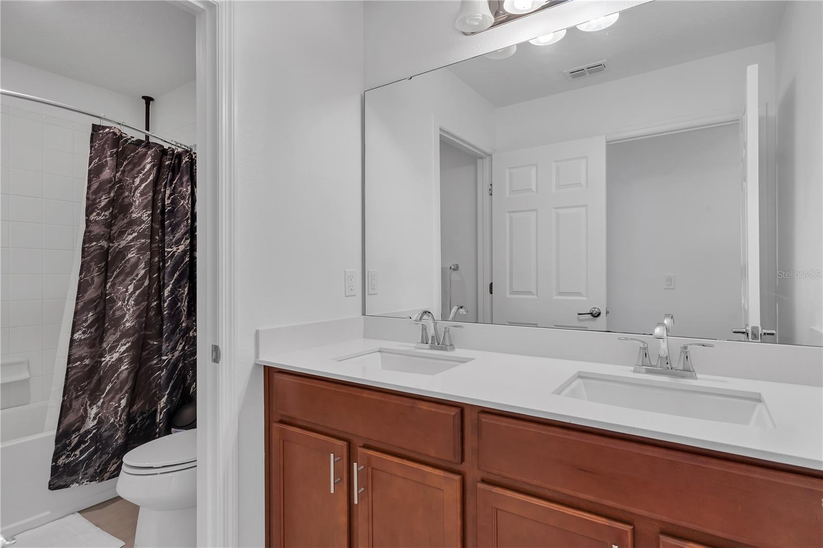 Image 16 of 86 For 3966 Steer Beach Place