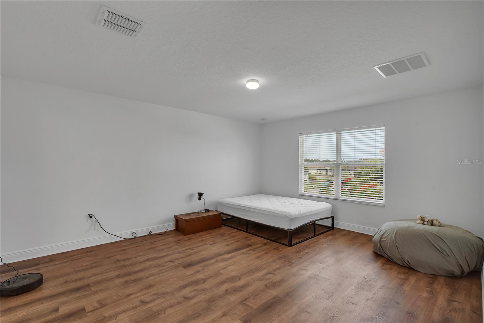 Image 21 of 86 For 3966 Steer Beach Place