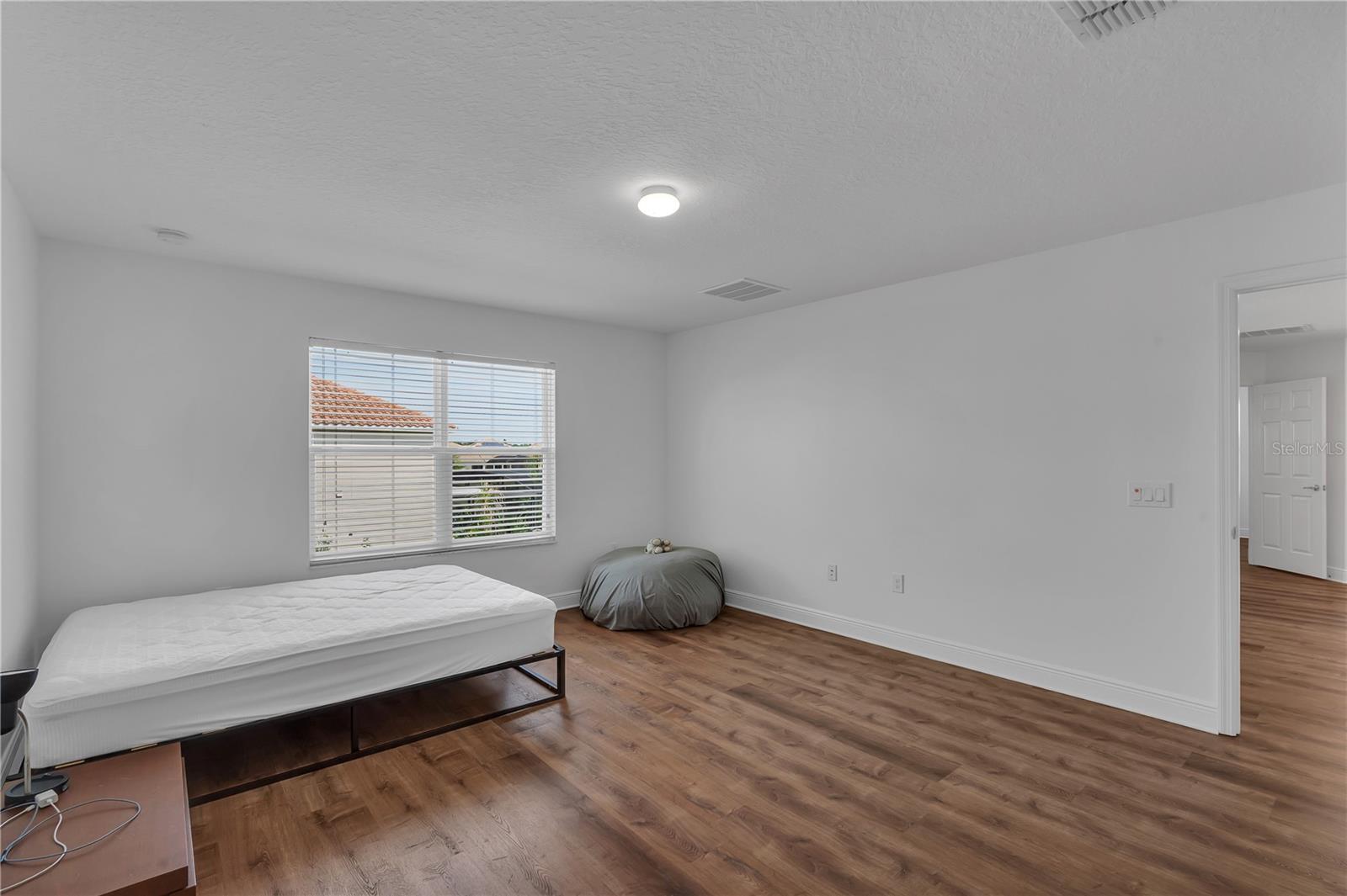 Image 26 of 86 For 3966 Steer Beach Place