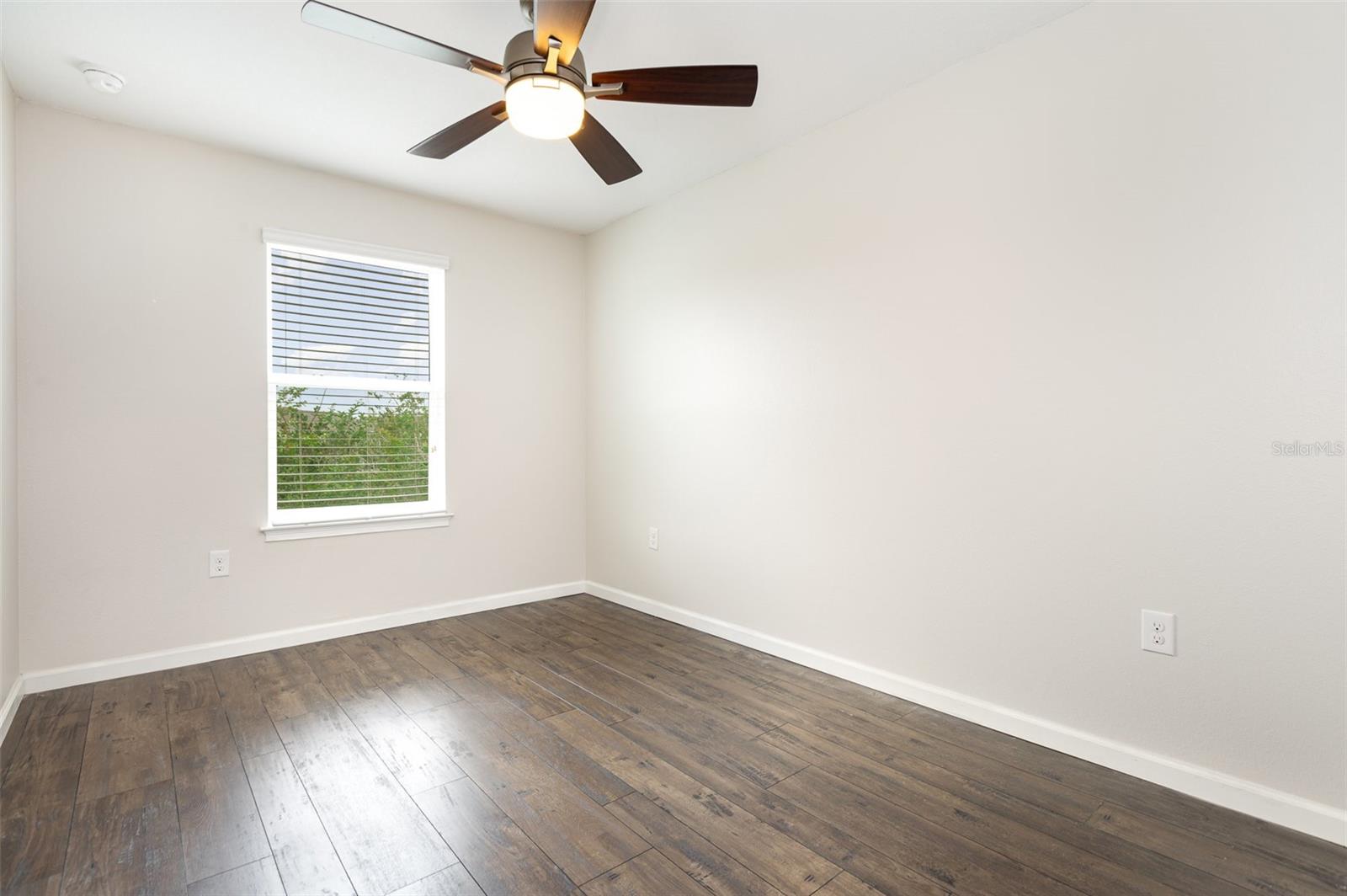 Image 14 of 17 For 12232 Trailhead Drive