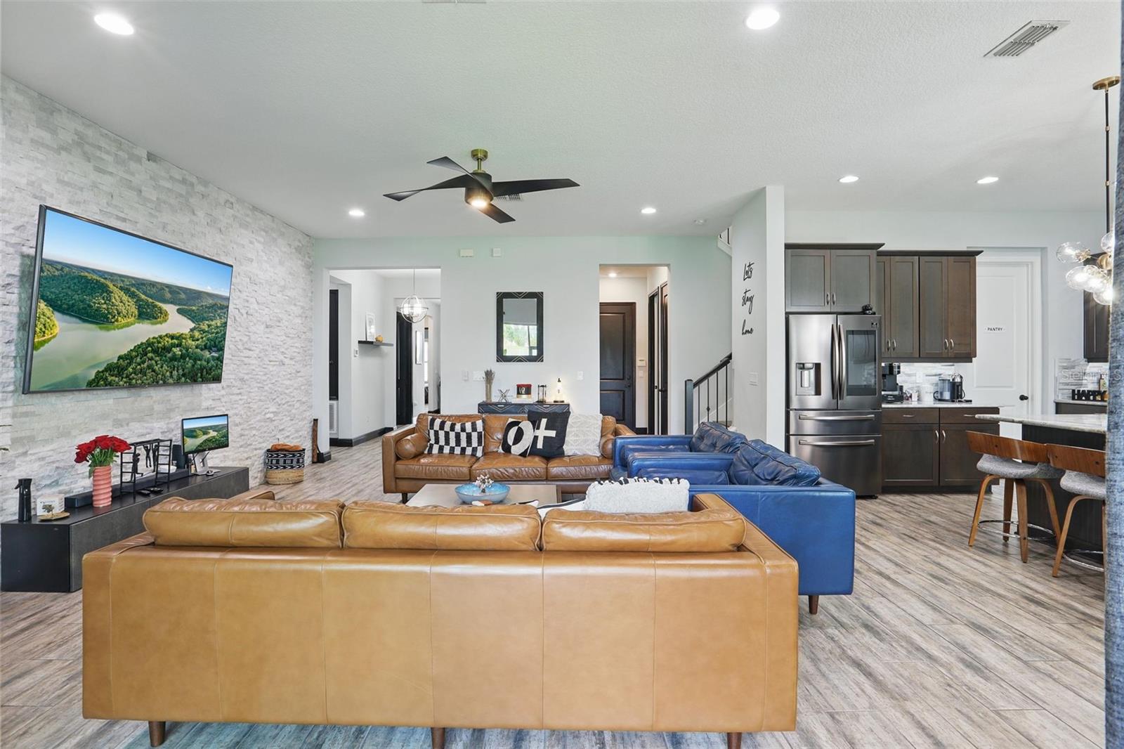 Image 10 of 63 For 5427 Orange Orchard Drive