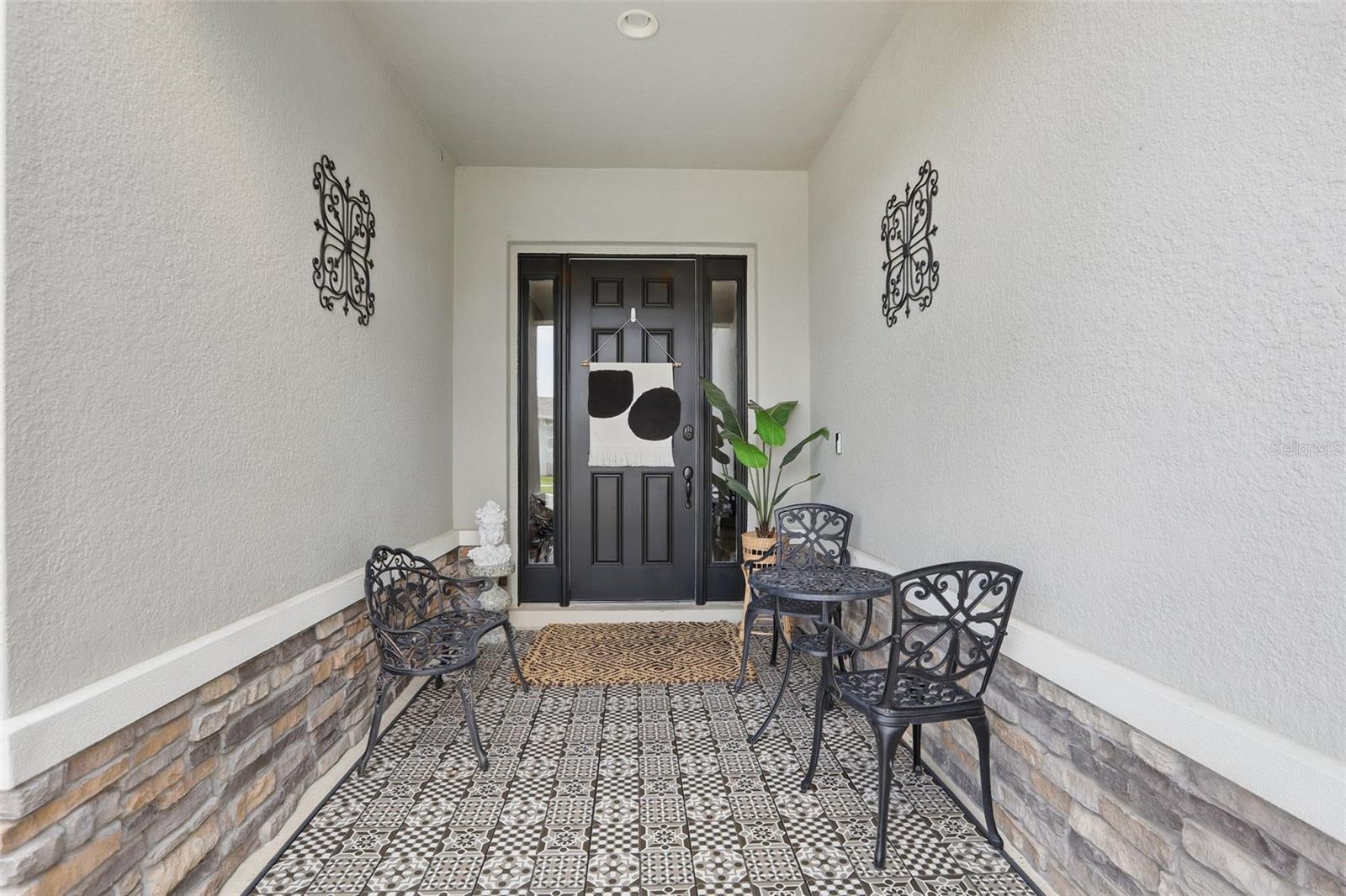 Image 4 of 63 For 5427 Orange Orchard Drive