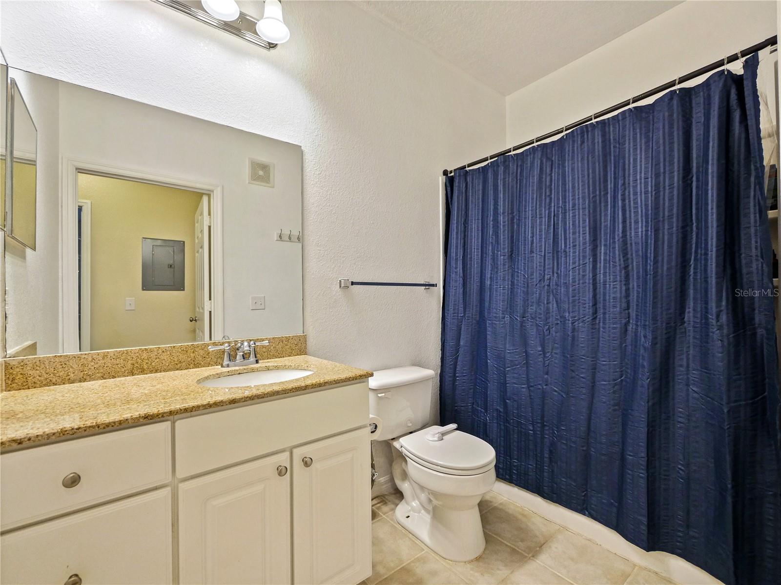 Image 18 of 33 For 430 Southern Pecan Circle 101