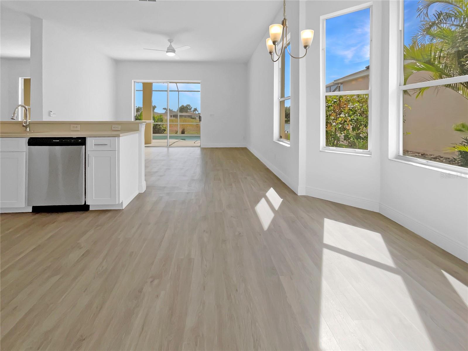 Image 13 of 35 For 5154 51st Lane W