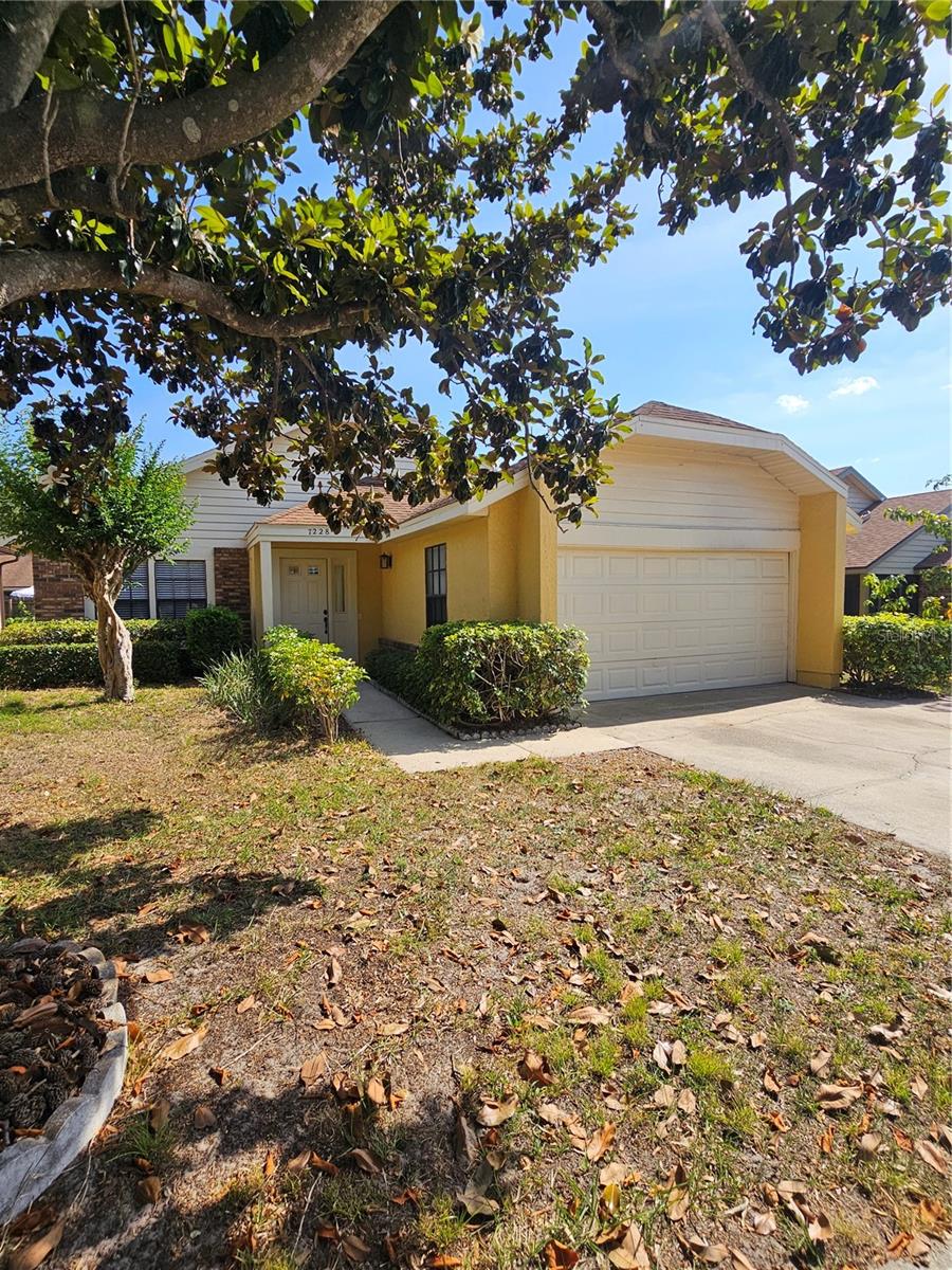 Image 3 of 21 For 7228 Spring Villas Circle