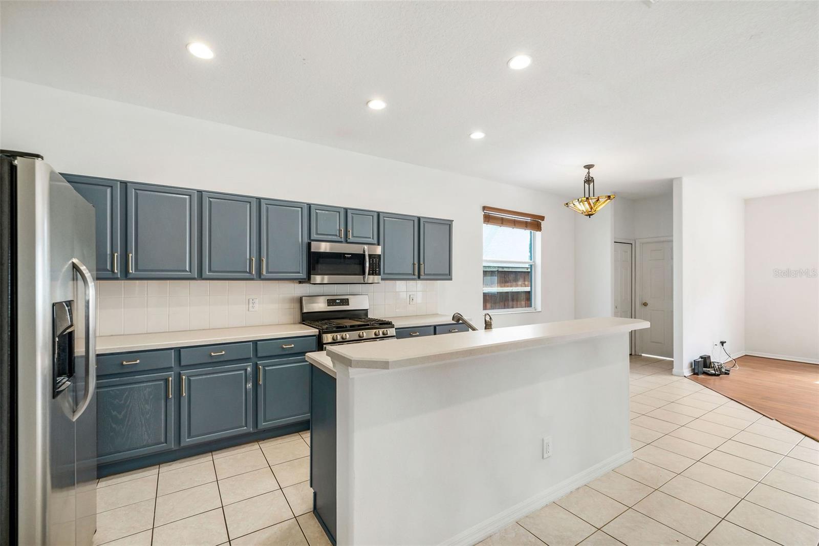 Image 10 of 37 For 4448 Riverton Drive