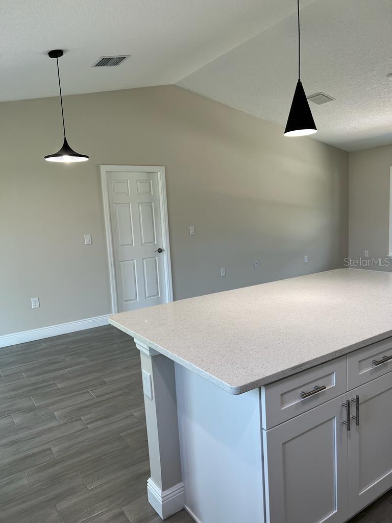 Image 4 of 8 For 1042 Hickory Lane