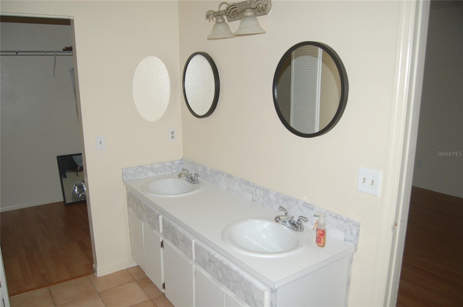 Image 20 of 37 For 1644 Cypress Woods Circle