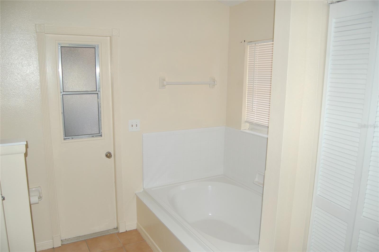 Image 23 of 37 For 1644 Cypress Woods Circle