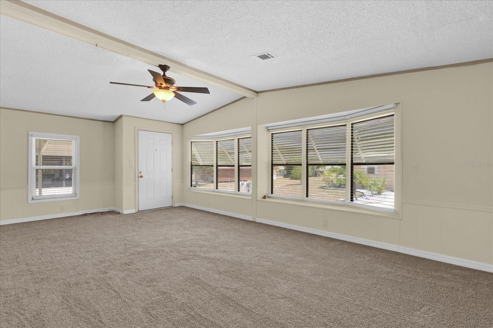 Image 7 of 27 For 4239 Flora Street