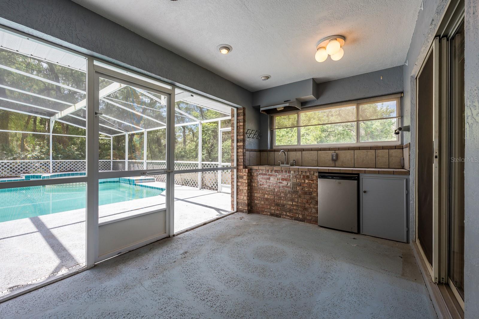 Image 16 of 27 For 1130 Woodchuck Court