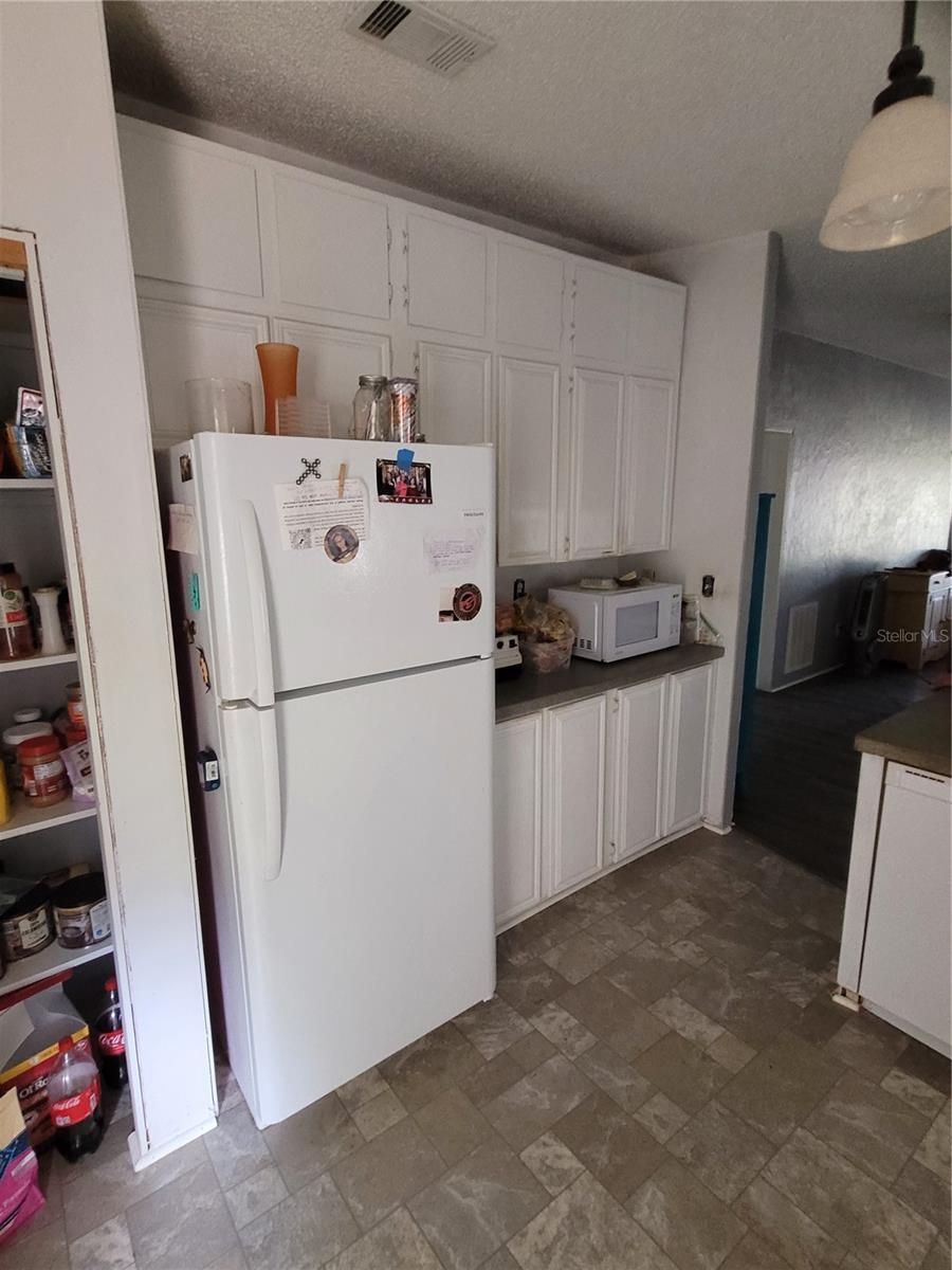 Image 4 of 37 For 7525 Dewey Robbins Road