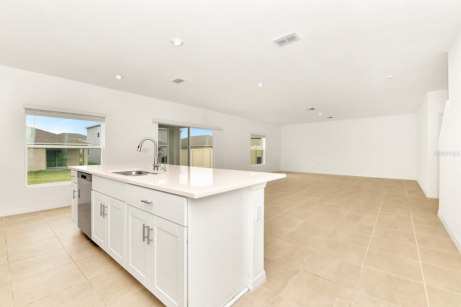 Image 4 of 30 For 4792 Vellacito Way