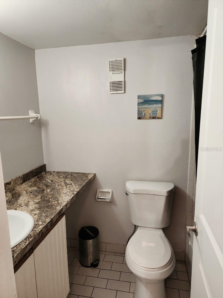 Image 6 of 10 For 1508 Virginia Avenue 105