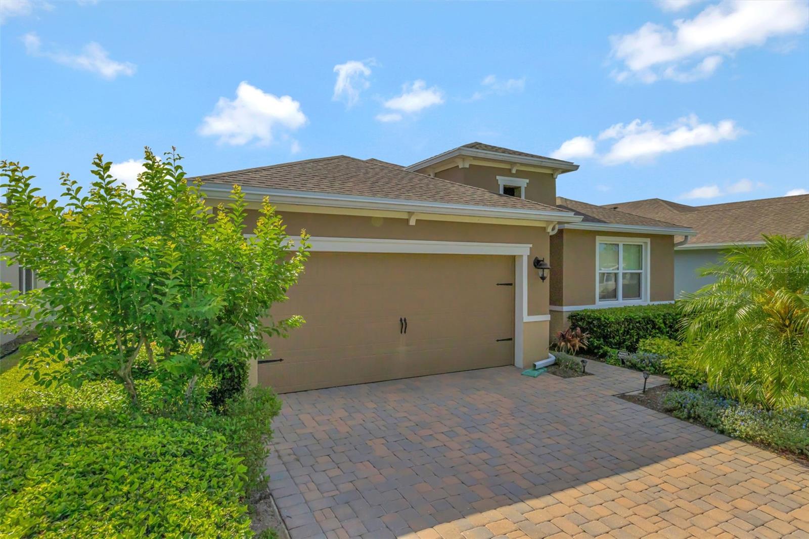 Image 3 of 45 For 553 Adenmore Terrace