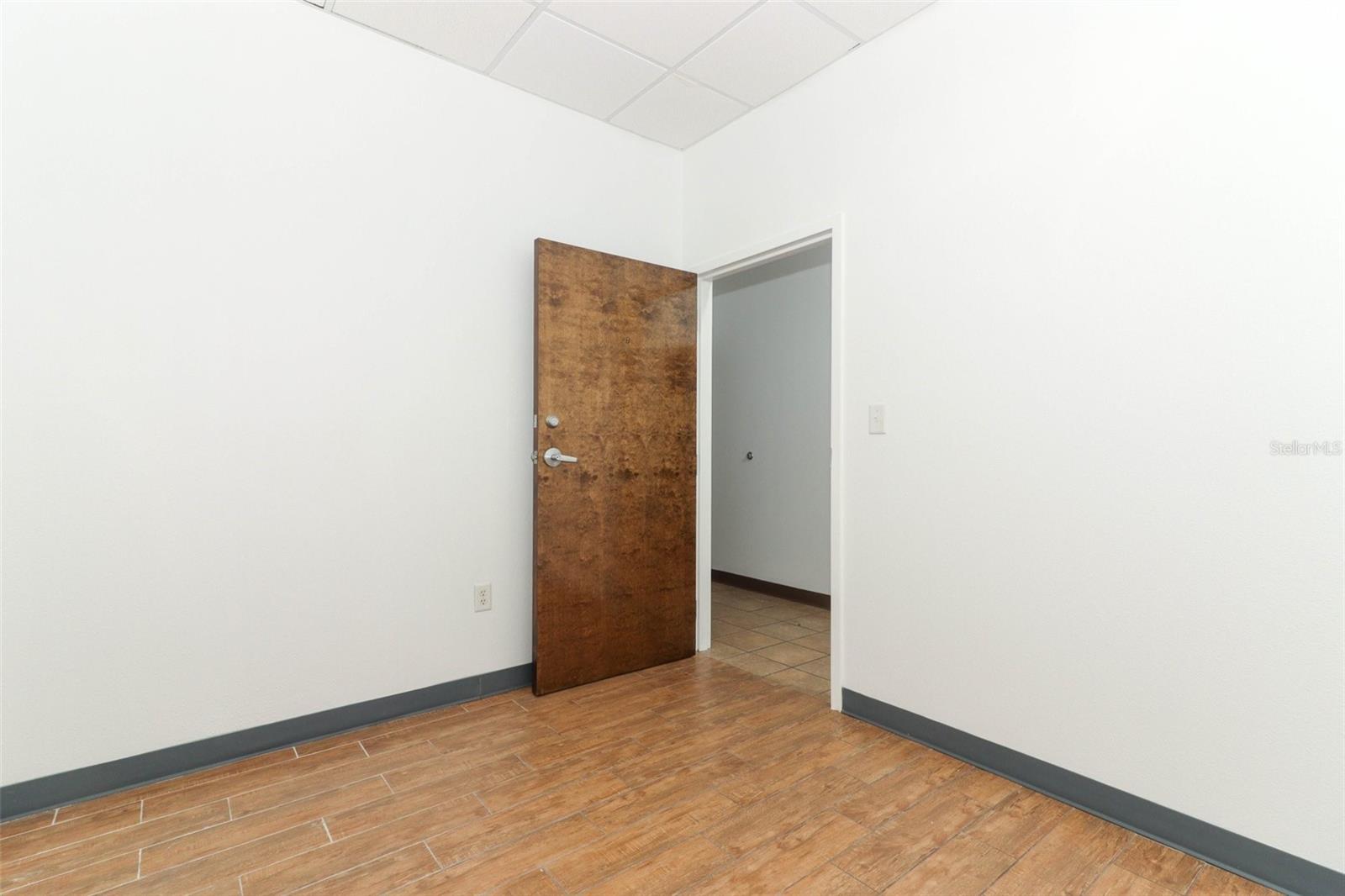 Image 31 of 38 For 6735 Conroy Road 221 & 222