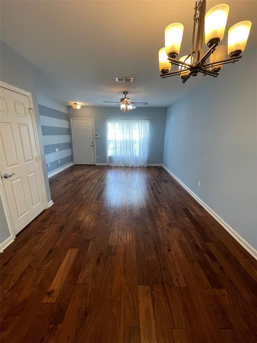 Image 11 of 34 For 1630 Stockton Drive