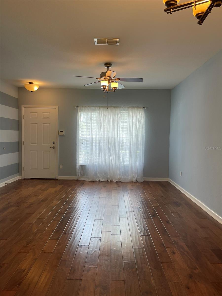 Image 12 of 34 For 1630 Stockton Drive