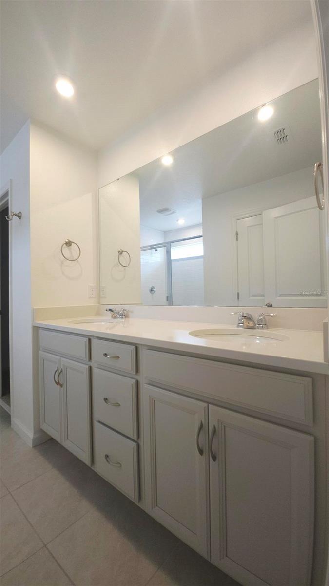 Image 17 of 40 For 8563 Compass Point Avenue