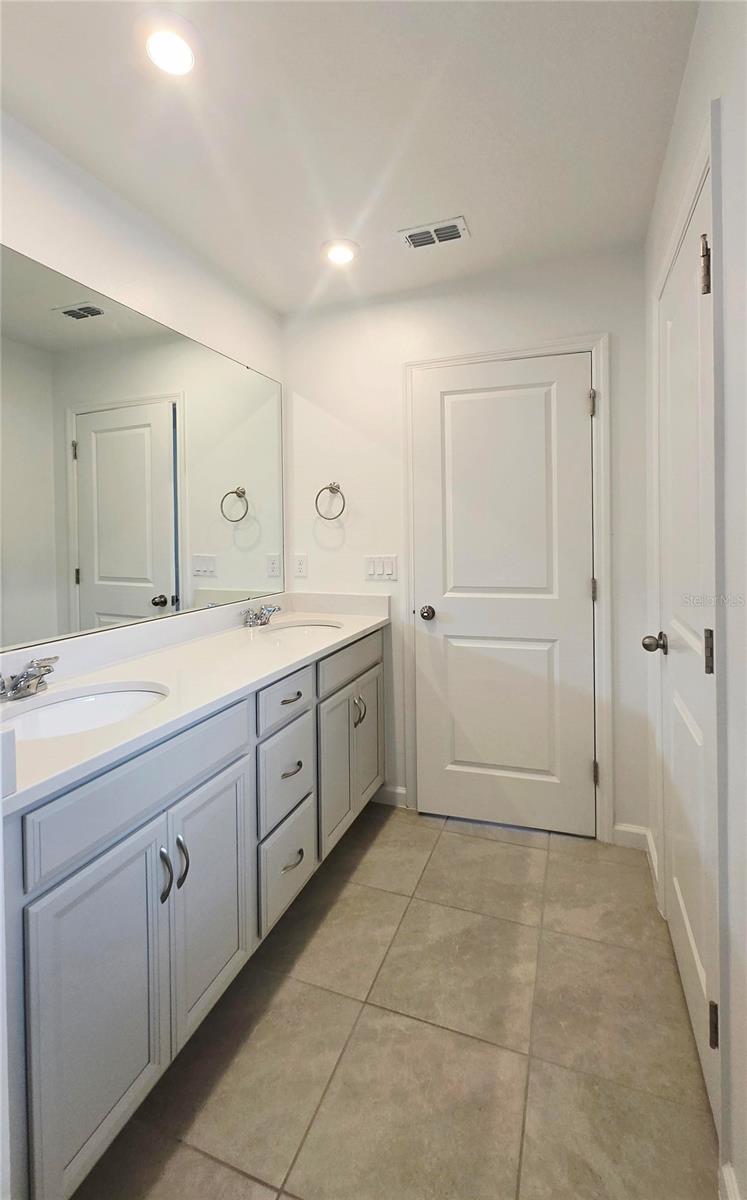 Image 20 of 40 For 8563 Compass Point Avenue
