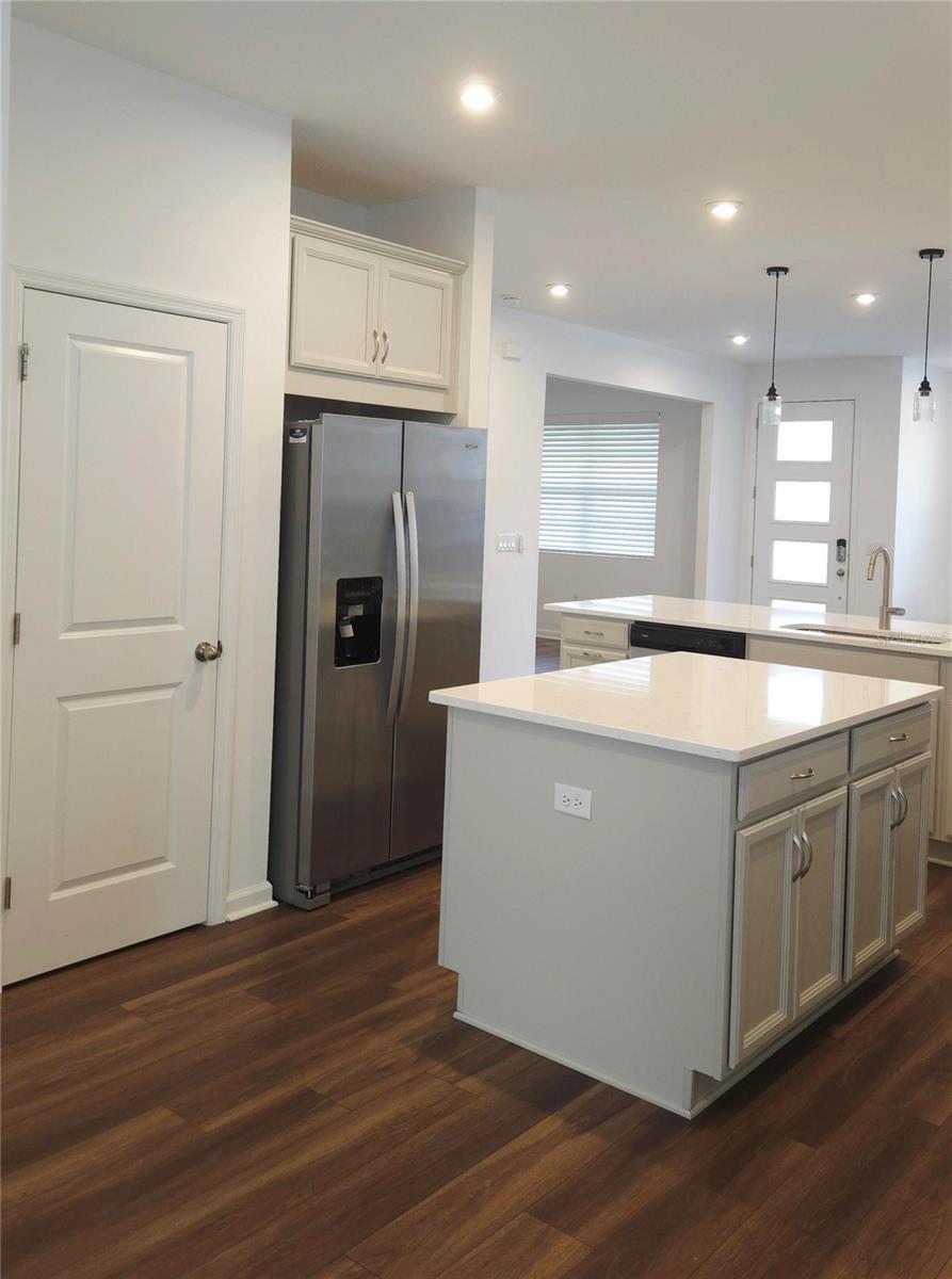 Image 7 of 40 For 8563 Compass Point Avenue