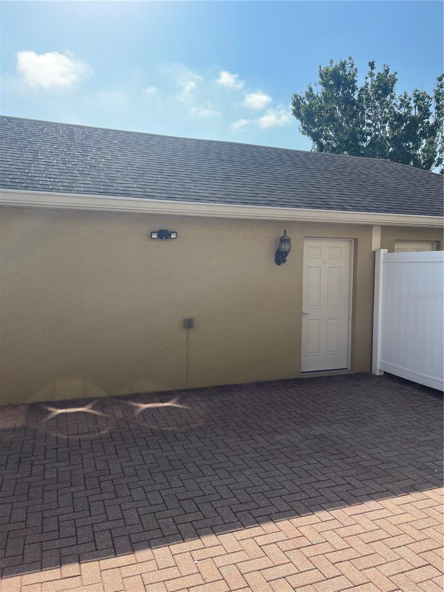 Image 18 of 19 For 7749 Moser Avenue