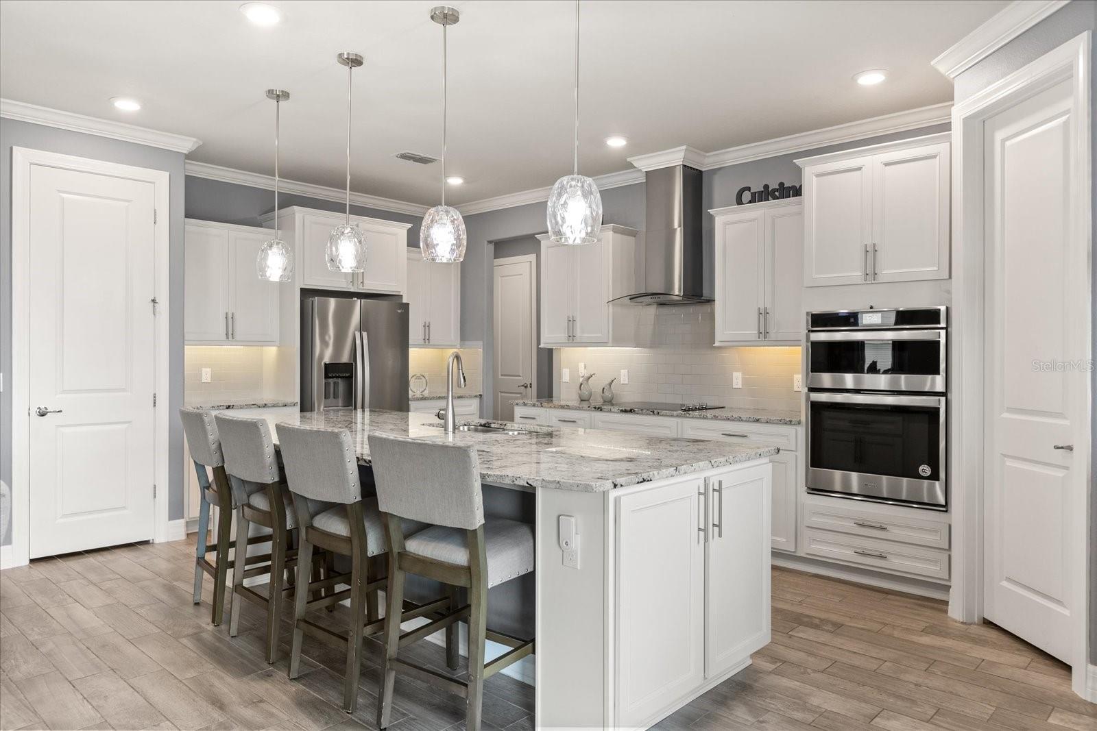 Image 12 of 44 For 2431 Knoll Drive