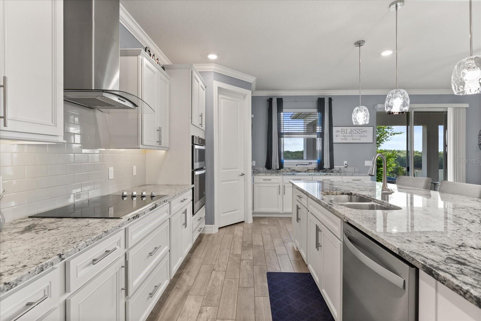 Image 14 of 44 For 2431 Knoll Drive