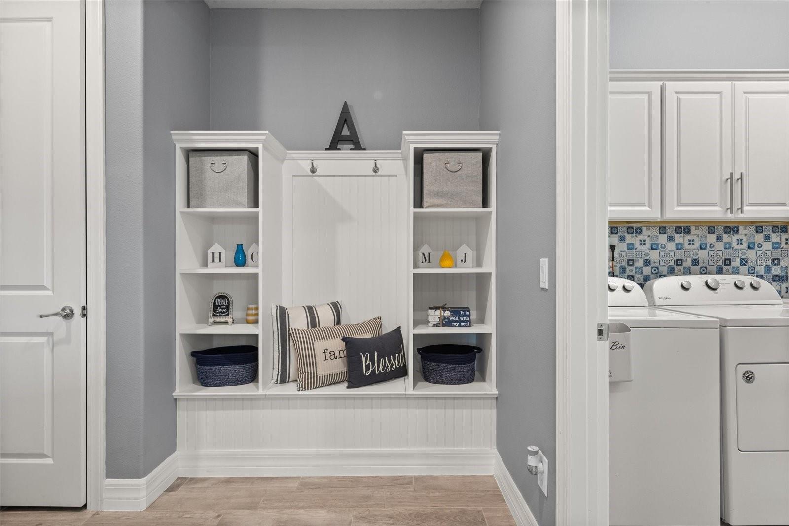 Image 17 of 44 For 2431 Knoll Drive