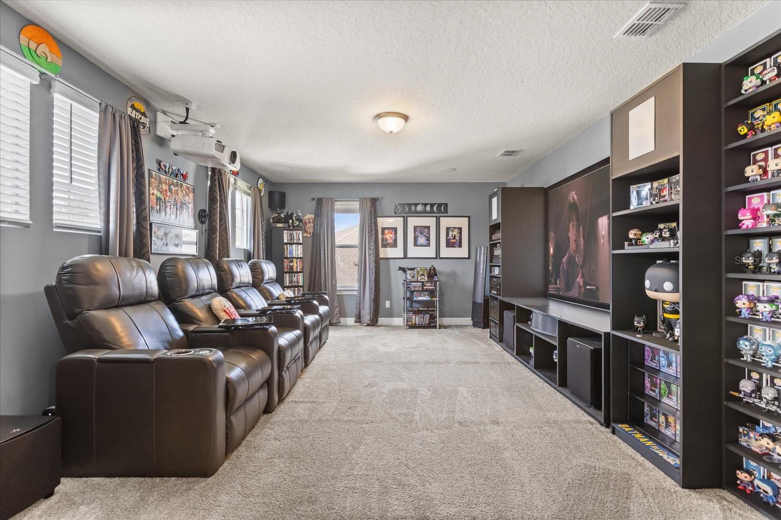 Image 21 of 44 For 2431 Knoll Drive