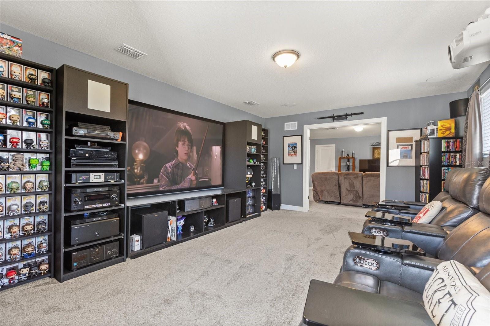 Image 22 of 44 For 2431 Knoll Drive