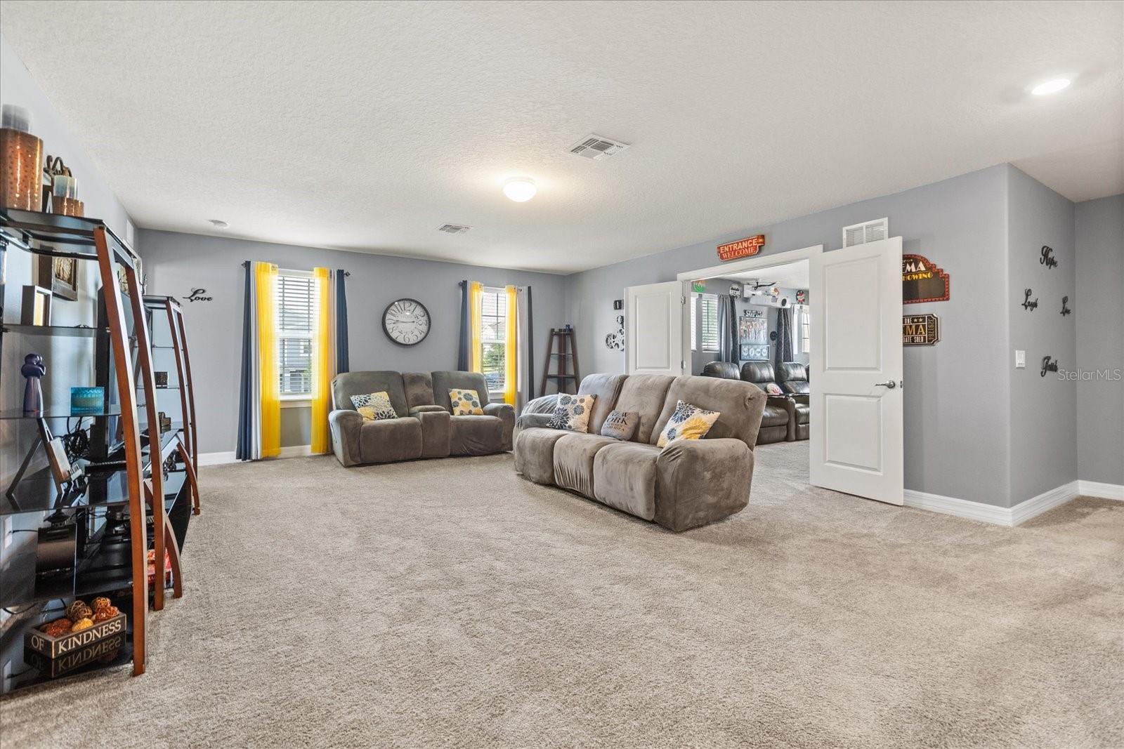 Image 23 of 44 For 2431 Knoll Drive