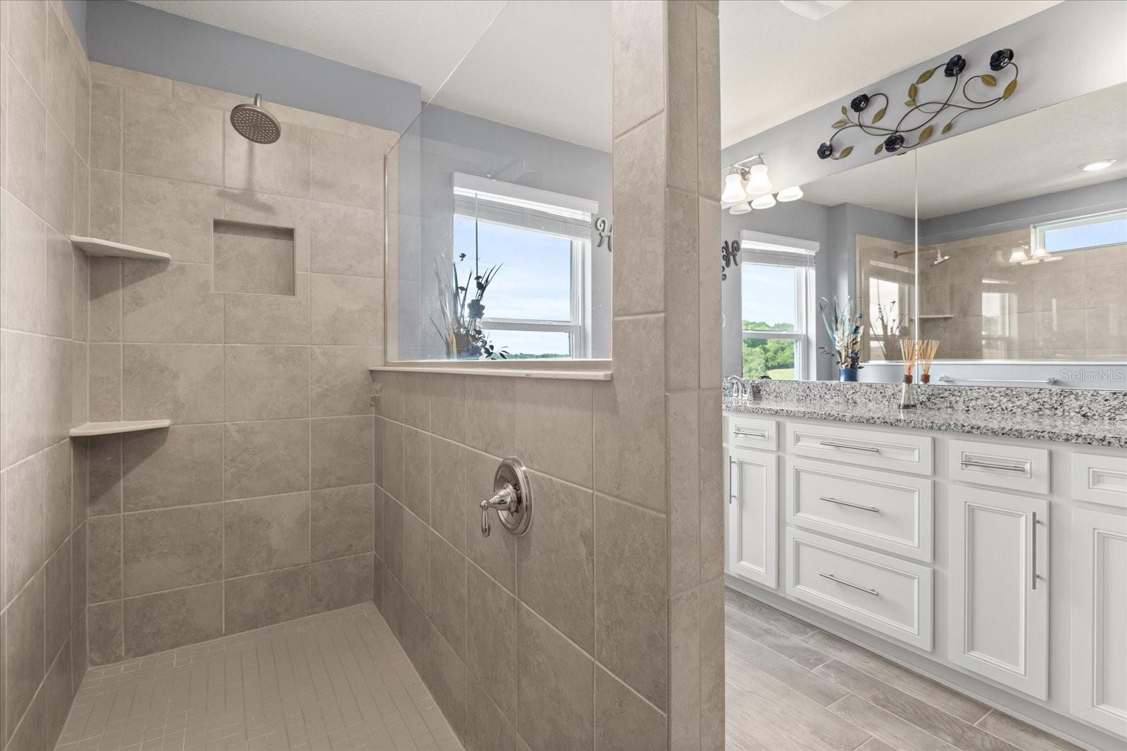 Image 29 of 44 For 2431 Knoll Drive