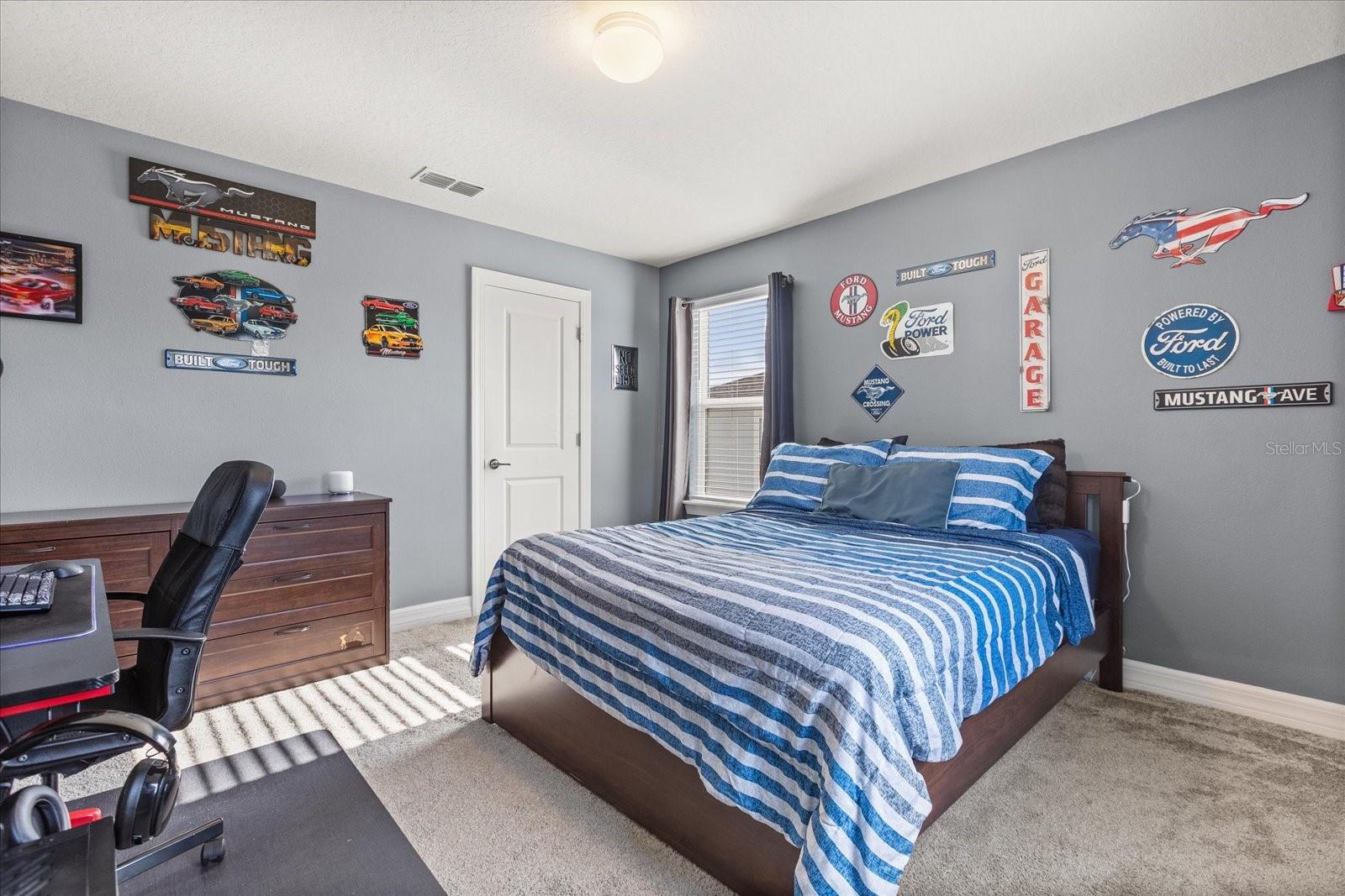 Image 30 of 44 For 2431 Knoll Drive
