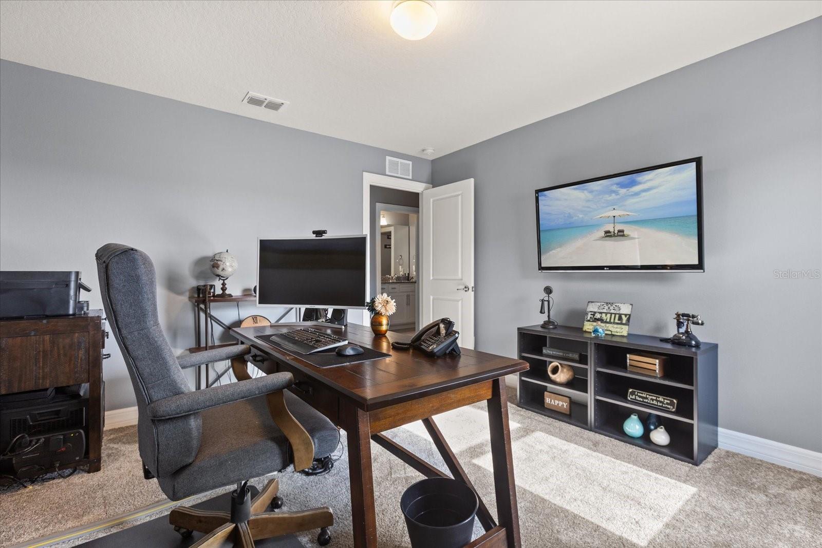 Image 32 of 44 For 2431 Knoll Drive