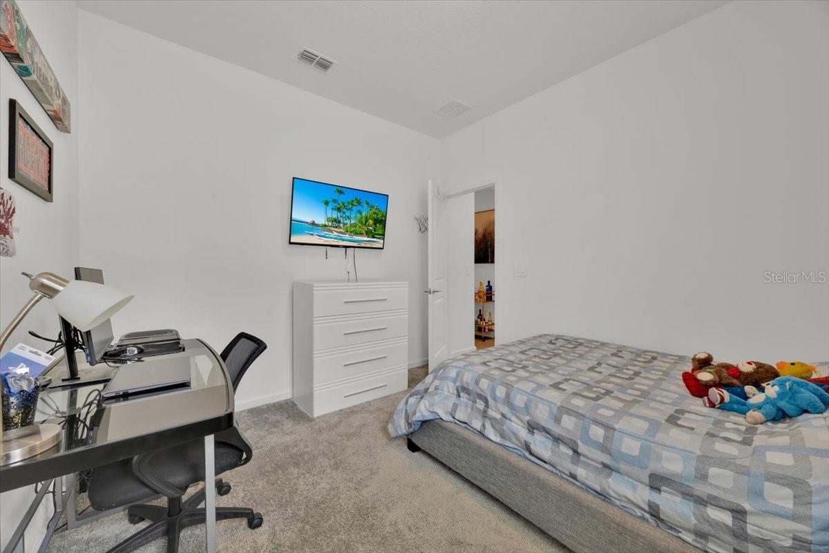 Image 23 of 28 For 717 Citrus Reserve Boulevard