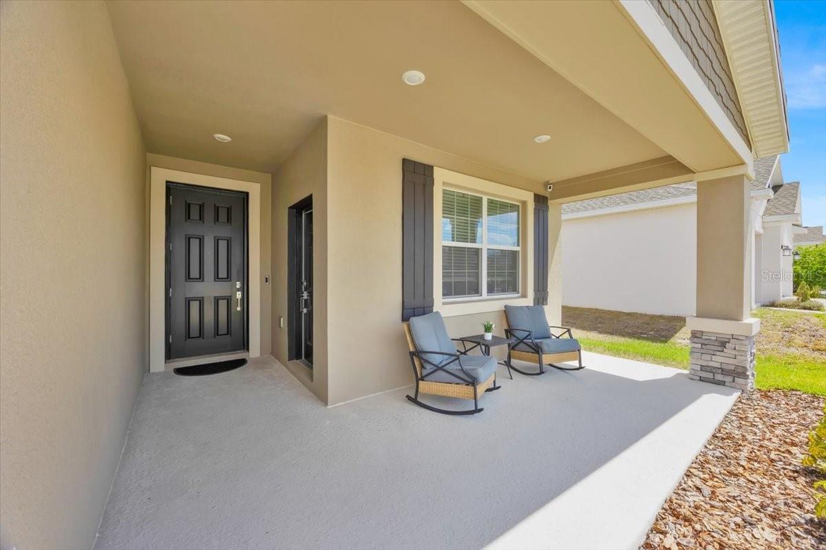 Image 4 of 28 For 717 Citrus Reserve Boulevard