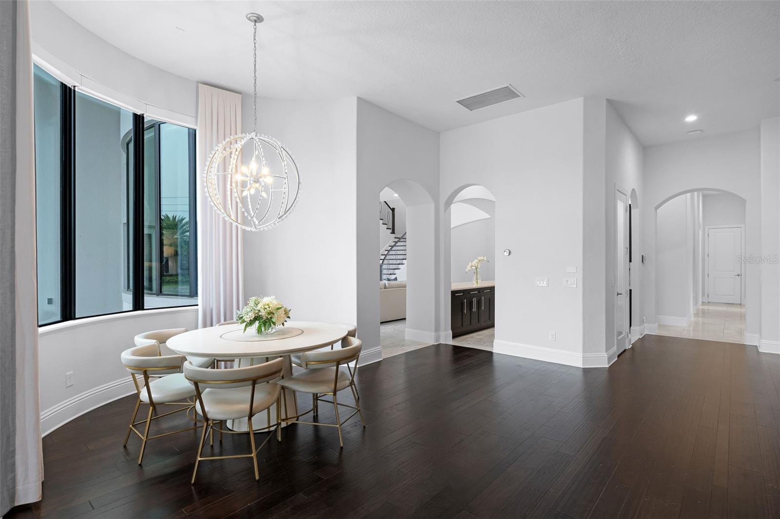 Image 23 of 95 For 4065 Isabella Circle