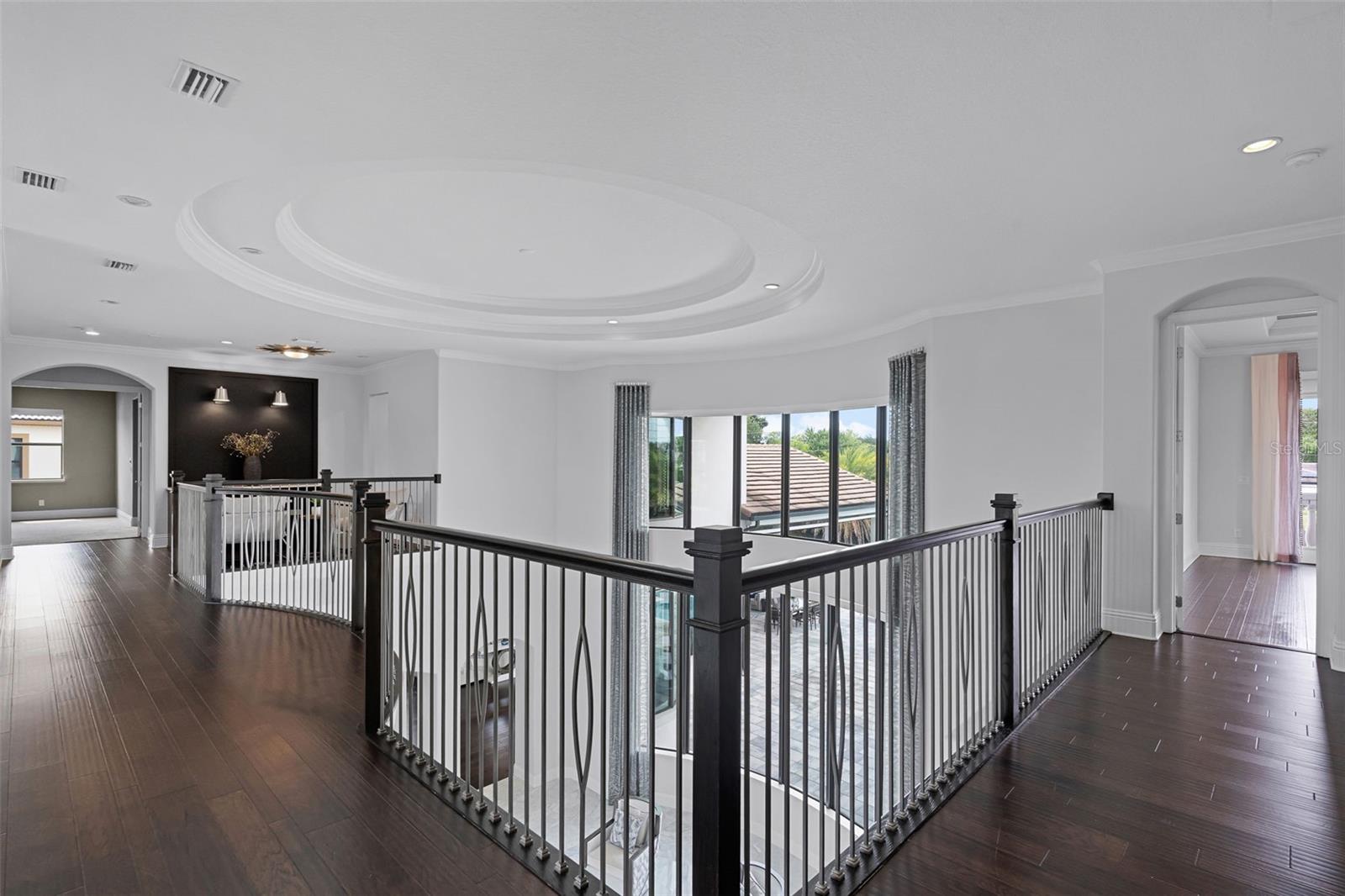 Image 37 of 95 For 4065 Isabella Circle