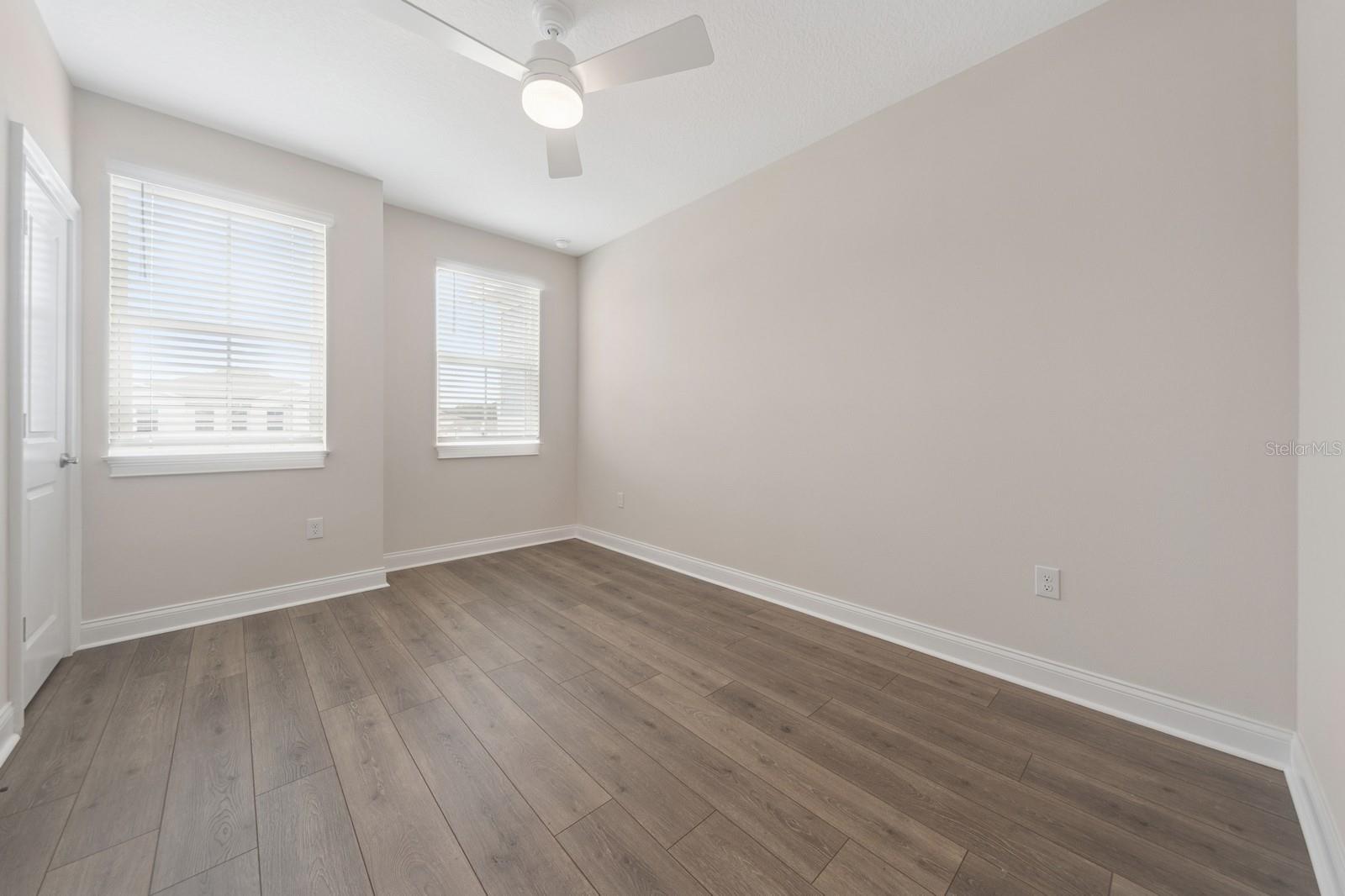 Image 14 of 39 For 13187 Telsen Street 38
