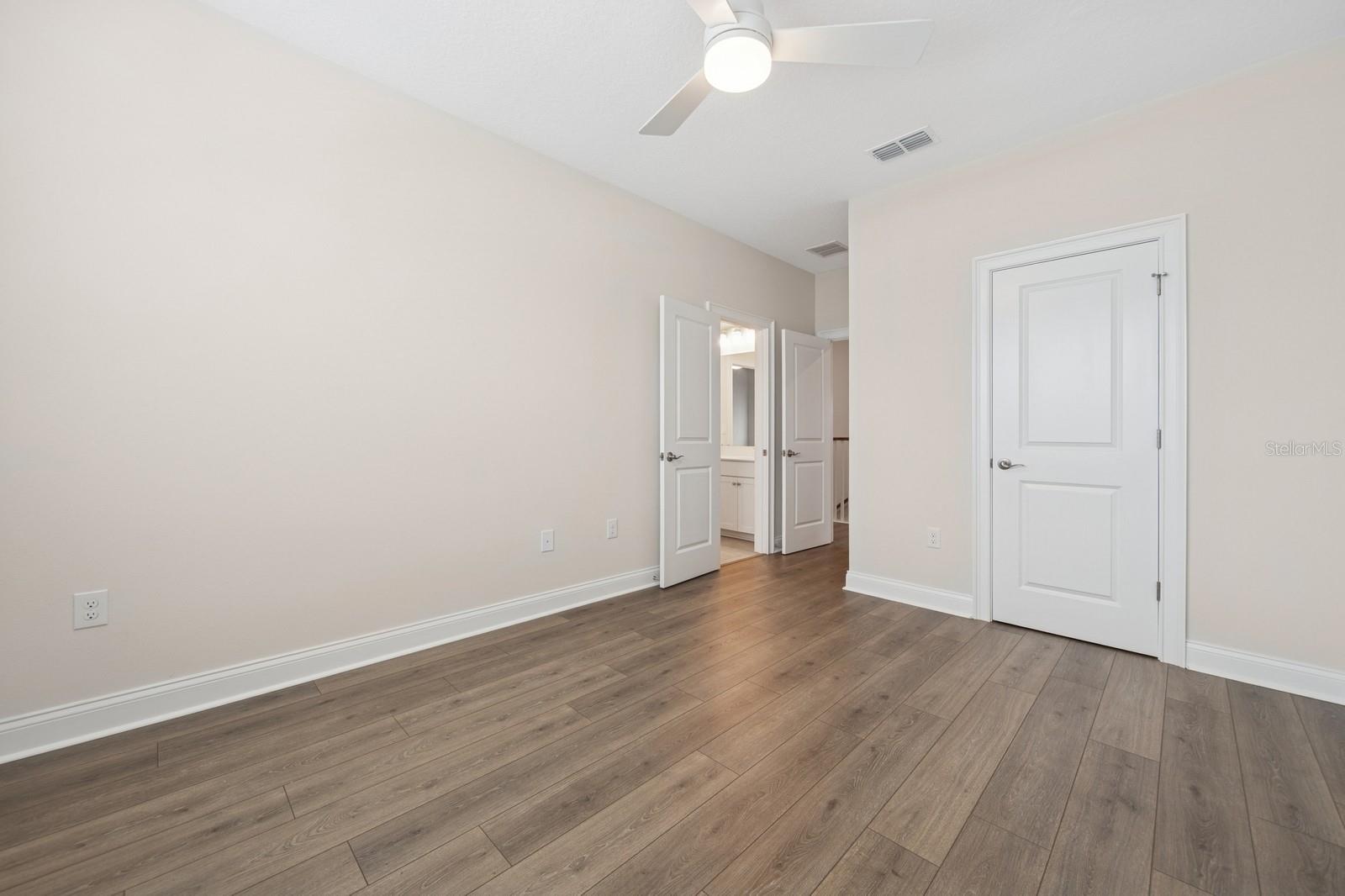 Image 16 of 39 For 13187 Telsen Street 38