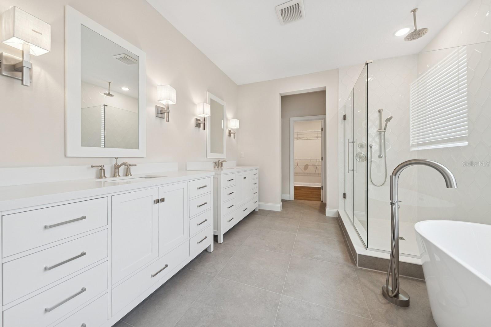 Image 21 of 39 For 13187 Telsen Street 38