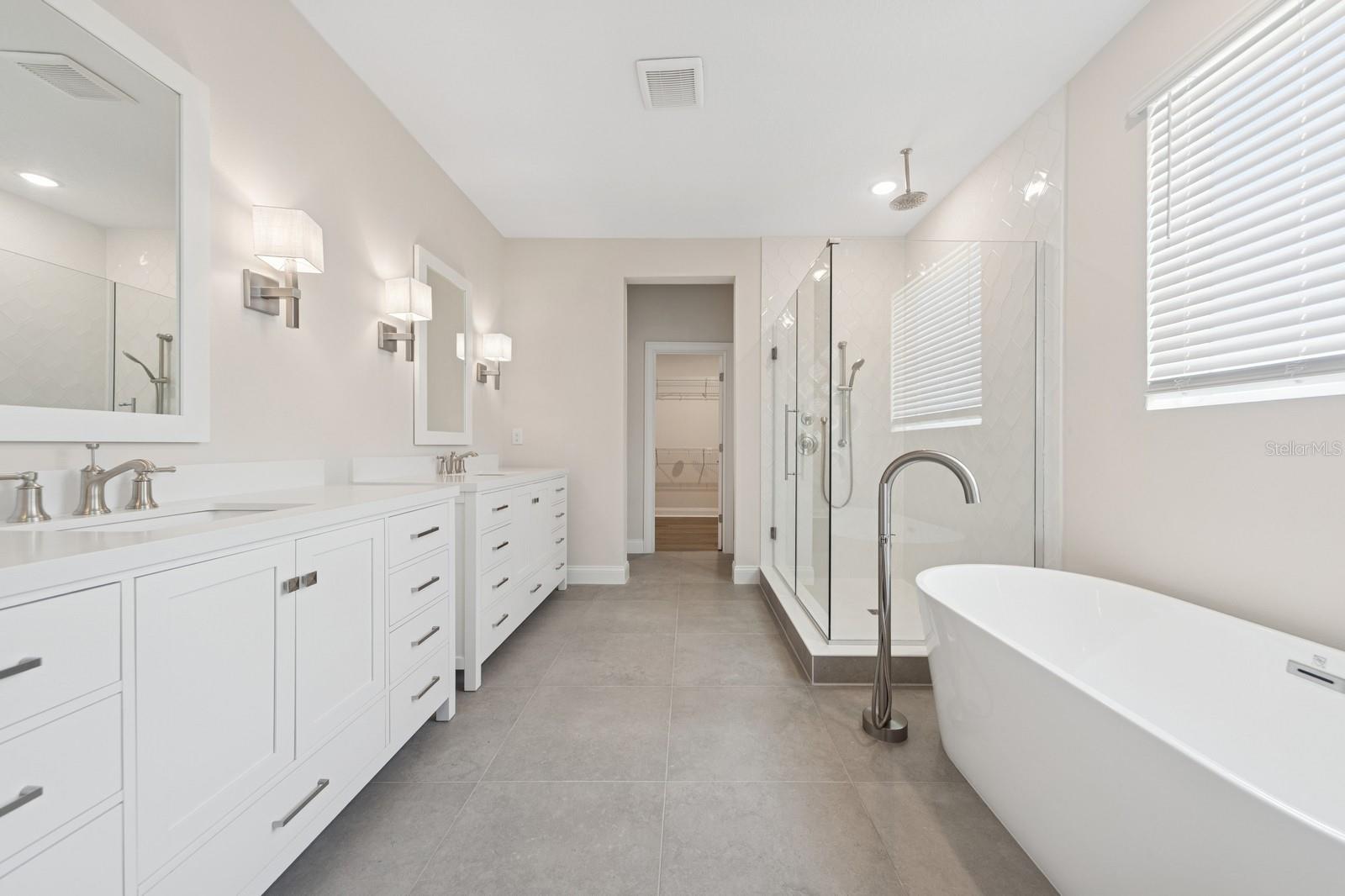 Image 22 of 39 For 13187 Telsen Street 38