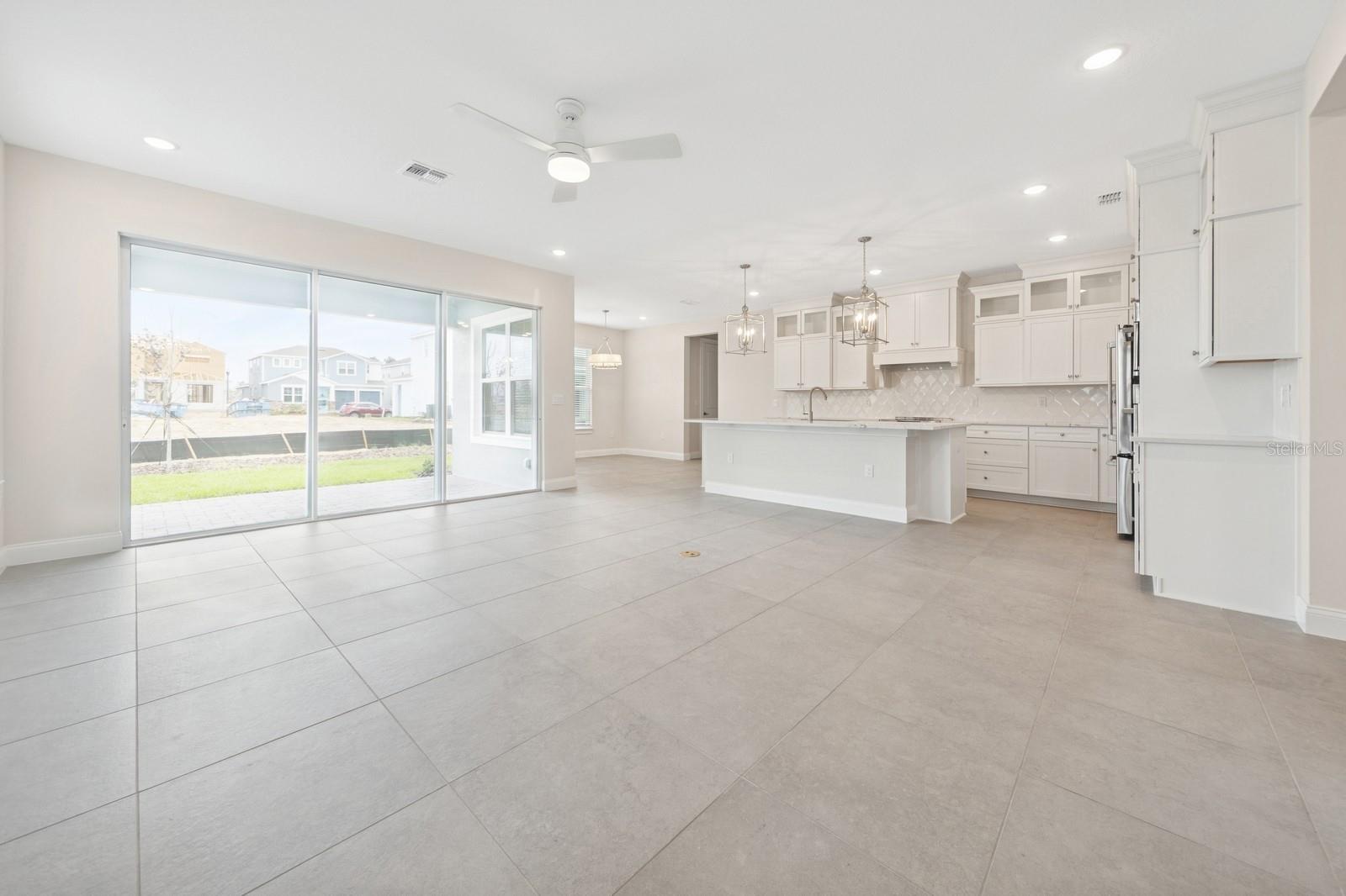 Image 29 of 39 For 13187 Telsen Street 38