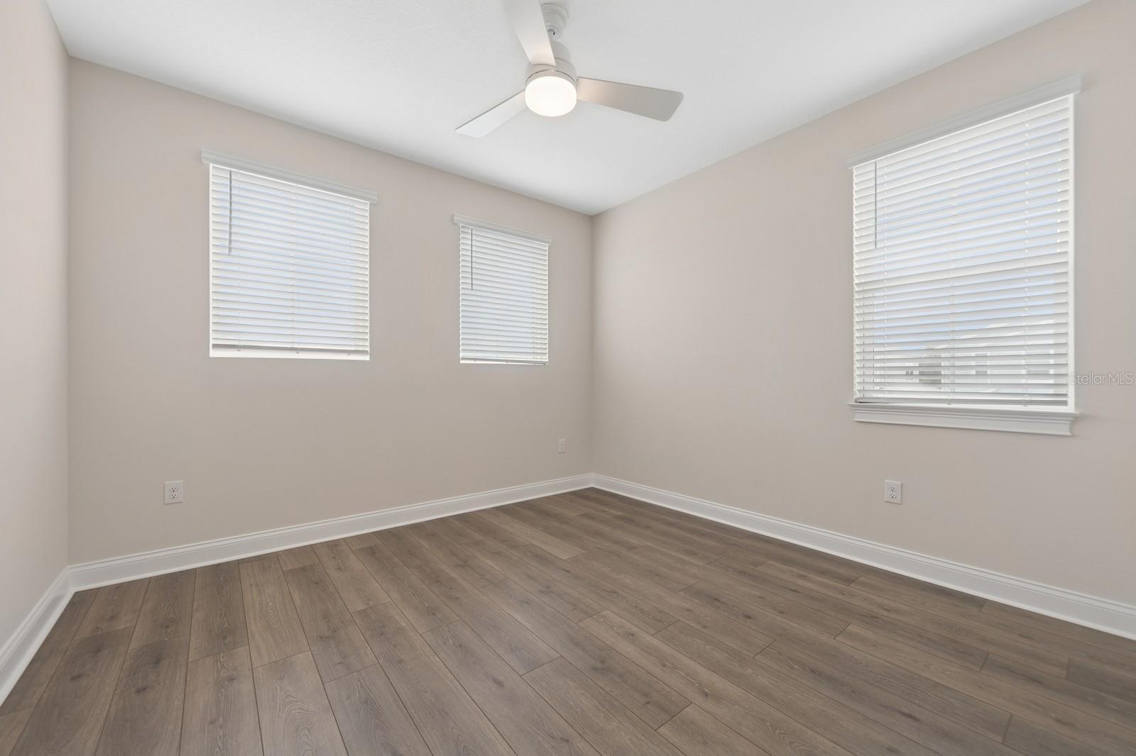 Image 9 of 39 For 13187 Telsen Street 38