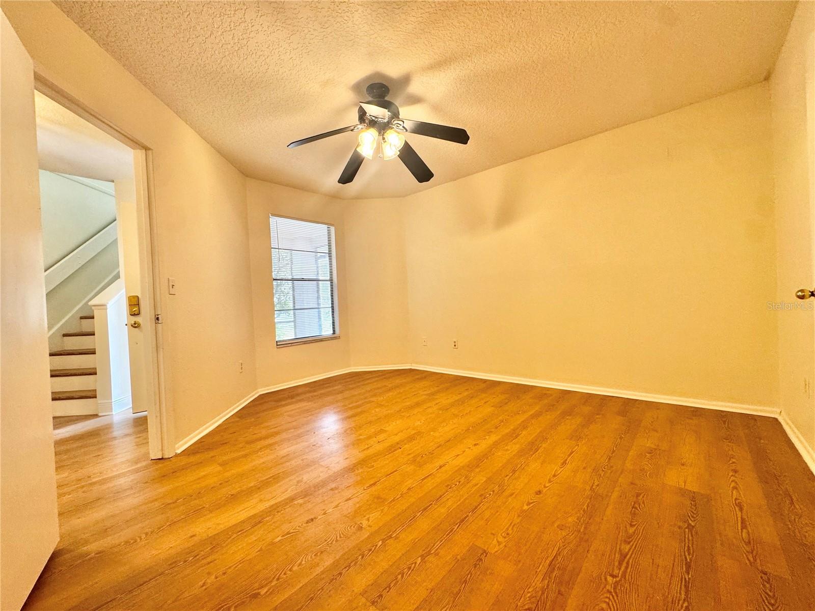 Image 5 of 14 For 310 Foxboro Court
