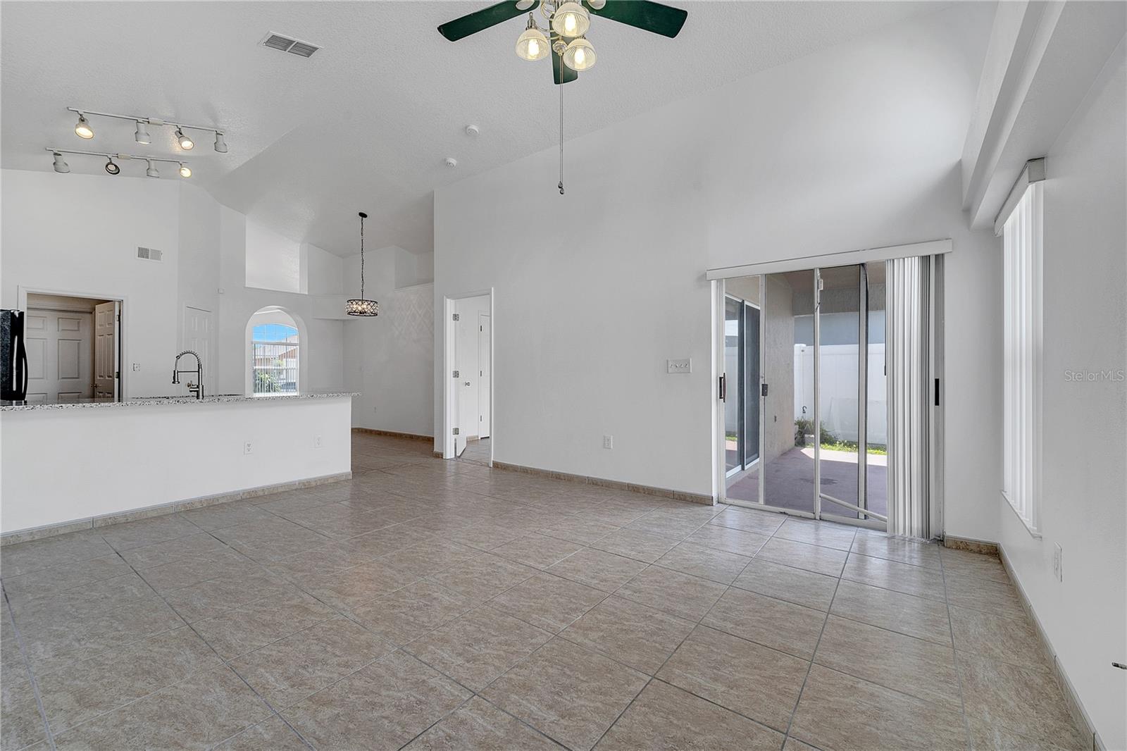 Image 11 of 52 For 2422 Black Powder Lane