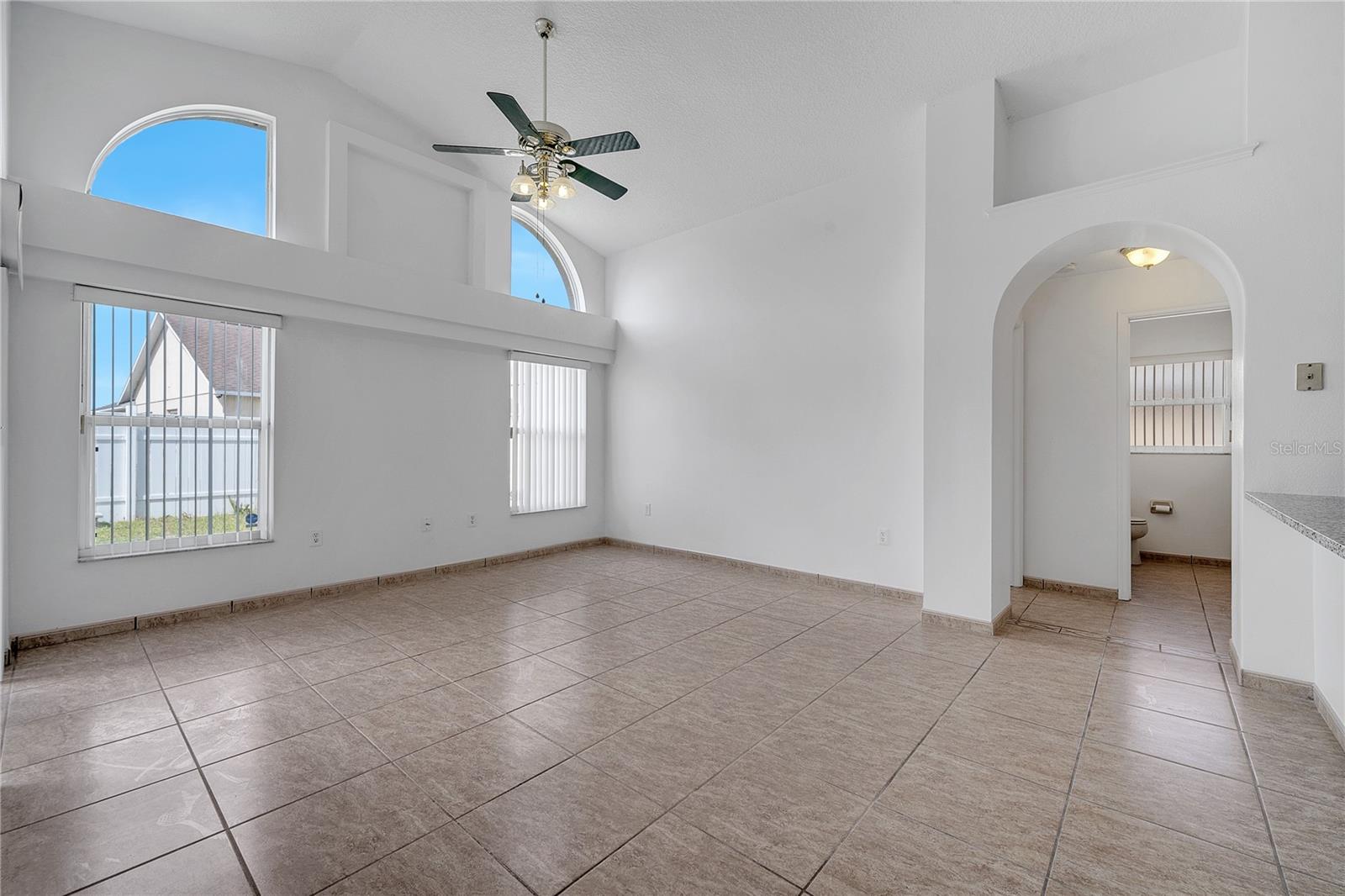 Image 17 of 52 For 2422 Black Powder Lane