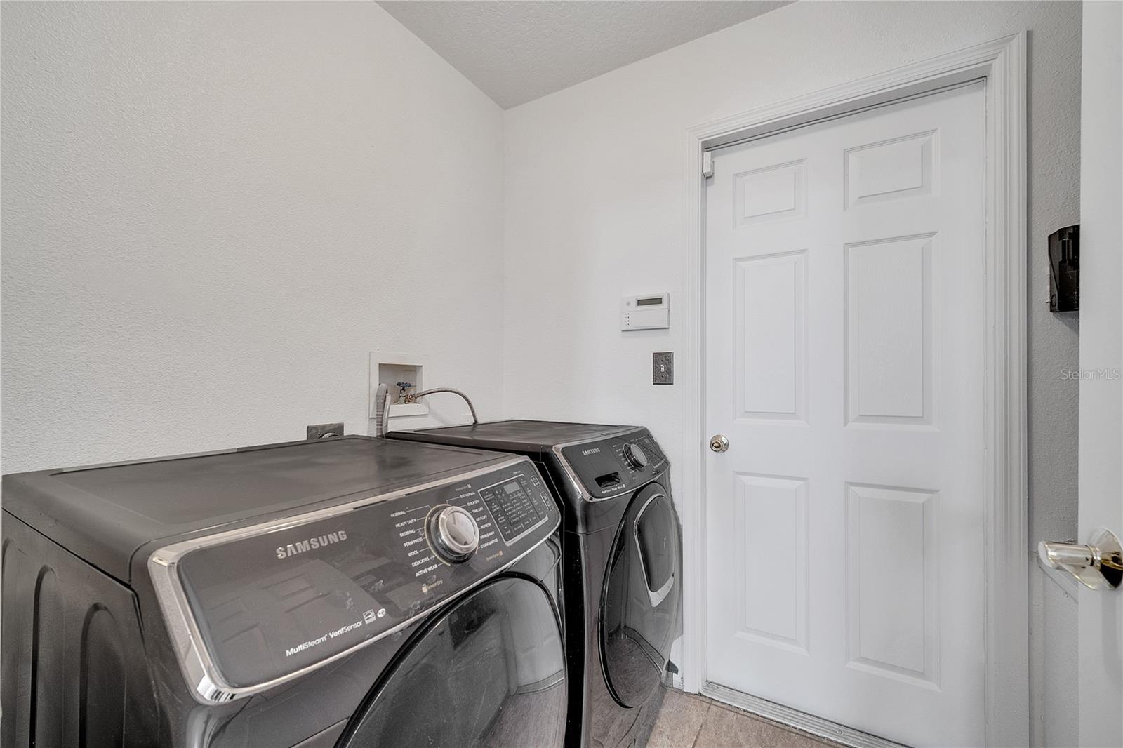 Image 31 of 52 For 2422 Black Powder Lane