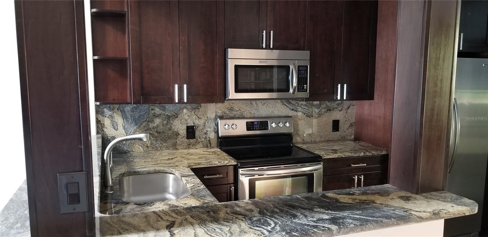Image 10 of 28 For 7656 Spring Bay Cove S